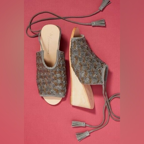 Anthropologie Gray Beaded Suede Tassels Wrap Open Toe Wedge Sandals EUC Size 37 - Picture 1 of 12